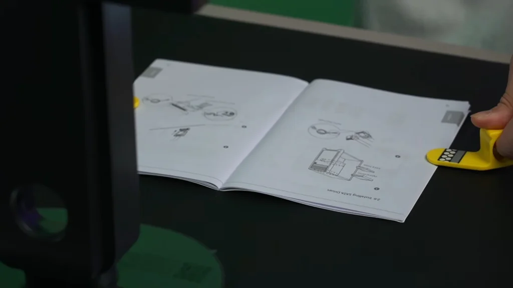 CZUR Aura Pro Smart Scanner and Desk Lamp Review 6