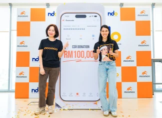 Moomoo Malaysia celebrates 2 million downloads with RM100,000 pledge to Nicol David Organisation to empower underserved youth