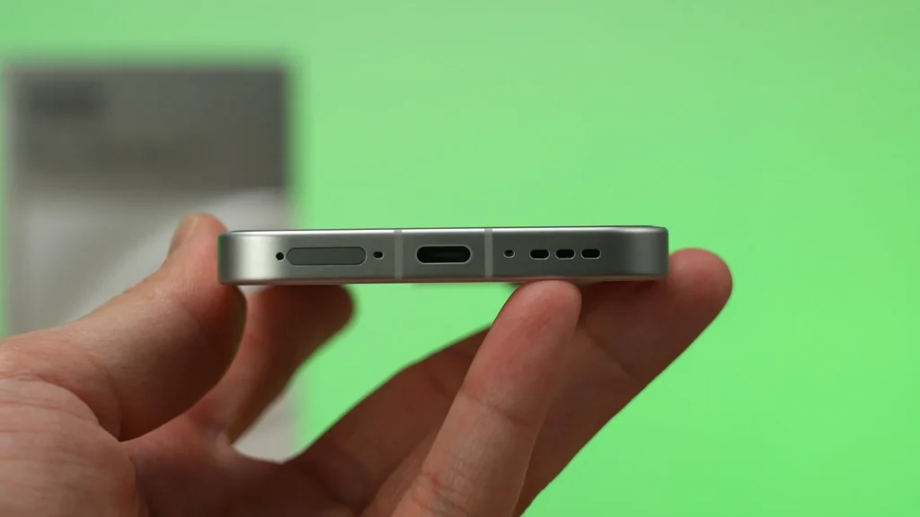 OPPO Reno16 Pro review - actually great, but... 24