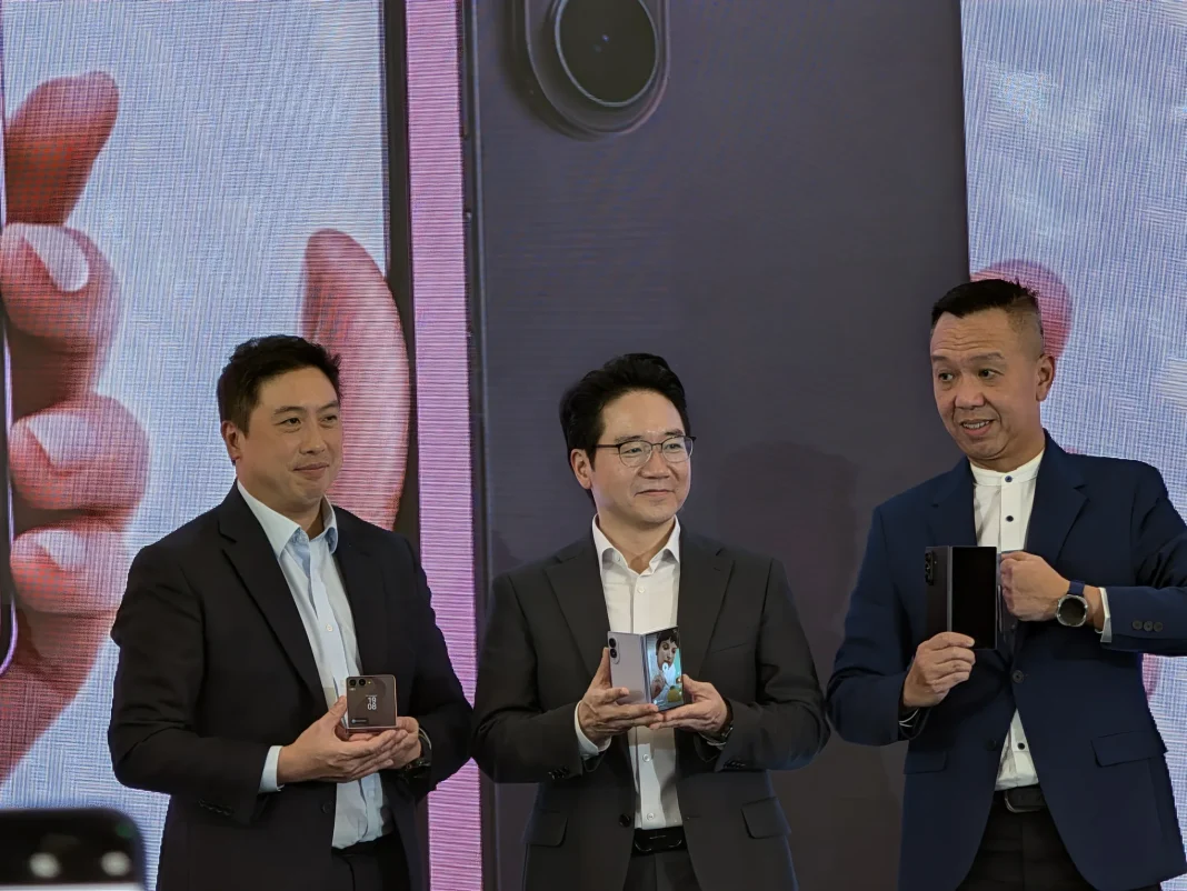 Samsung Haus of Fold Roadshow (1)