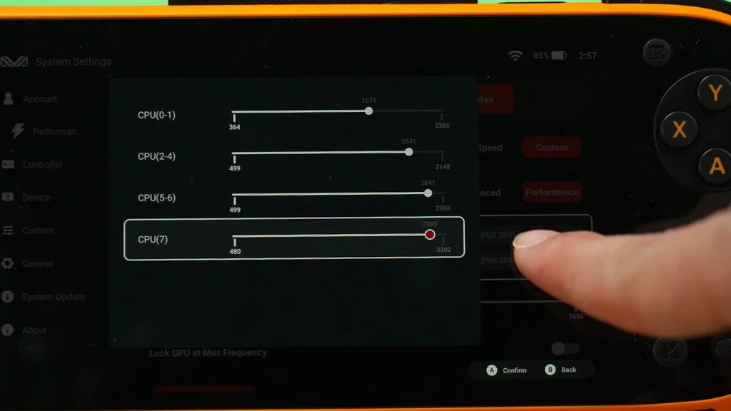 What is an Android handheld gaming device and what is it for? Feat. AYANEO KONKR Pocket FIT 13