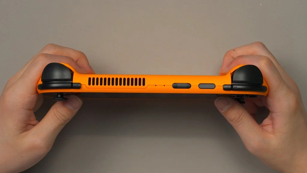 What is an Android handheld gaming device and what is it for? Feat. AYANEO KONKR Pocket FIT 4