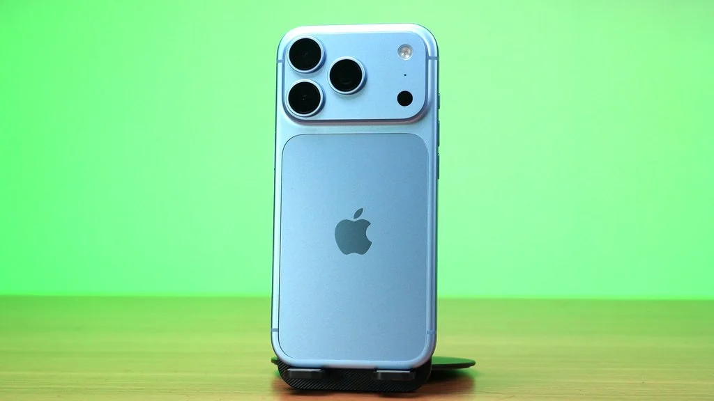 Apple iPhone 18 Pro review - actually exciting? 24