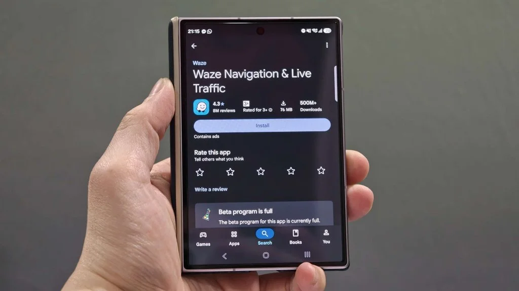 Malaysia bans Waze for all public servants, citing security concerns 1