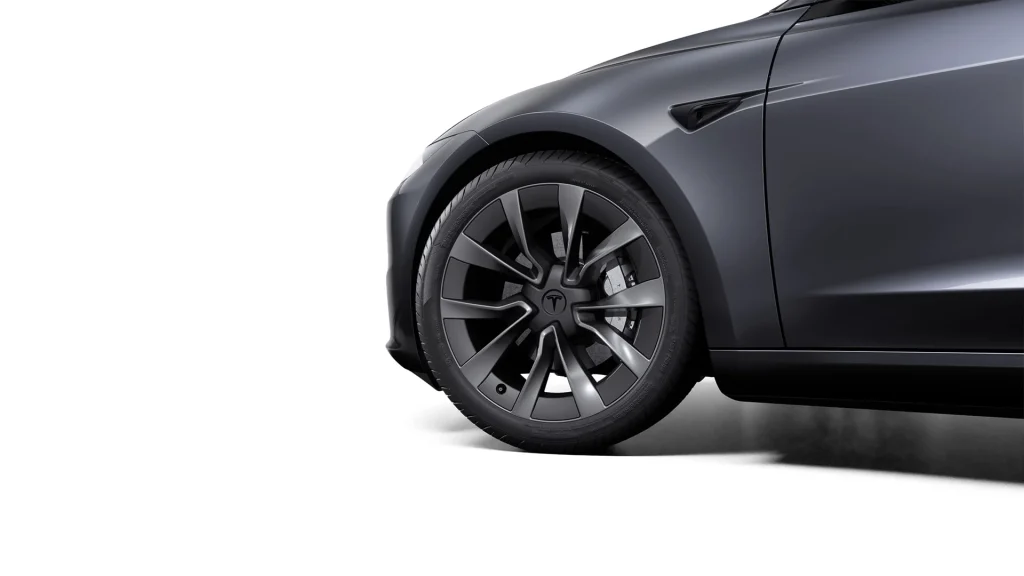 Tesla adds V2L Powershare to every new Model 3, Y and Y L, refreshes the Model 3, and opens Roadster reservations in Malaysia 2